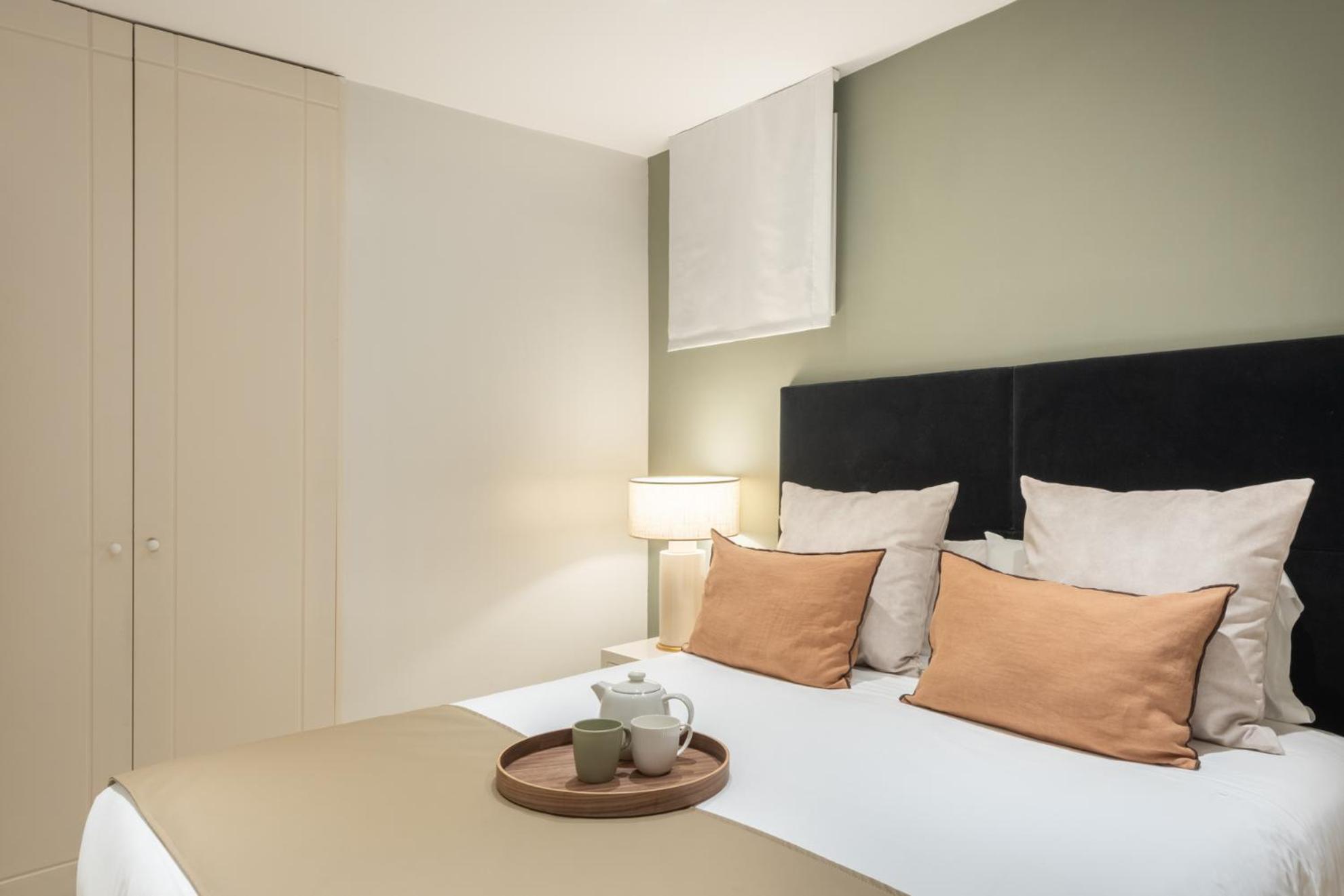Carretas Apartments Мадрид Экстерьер фото