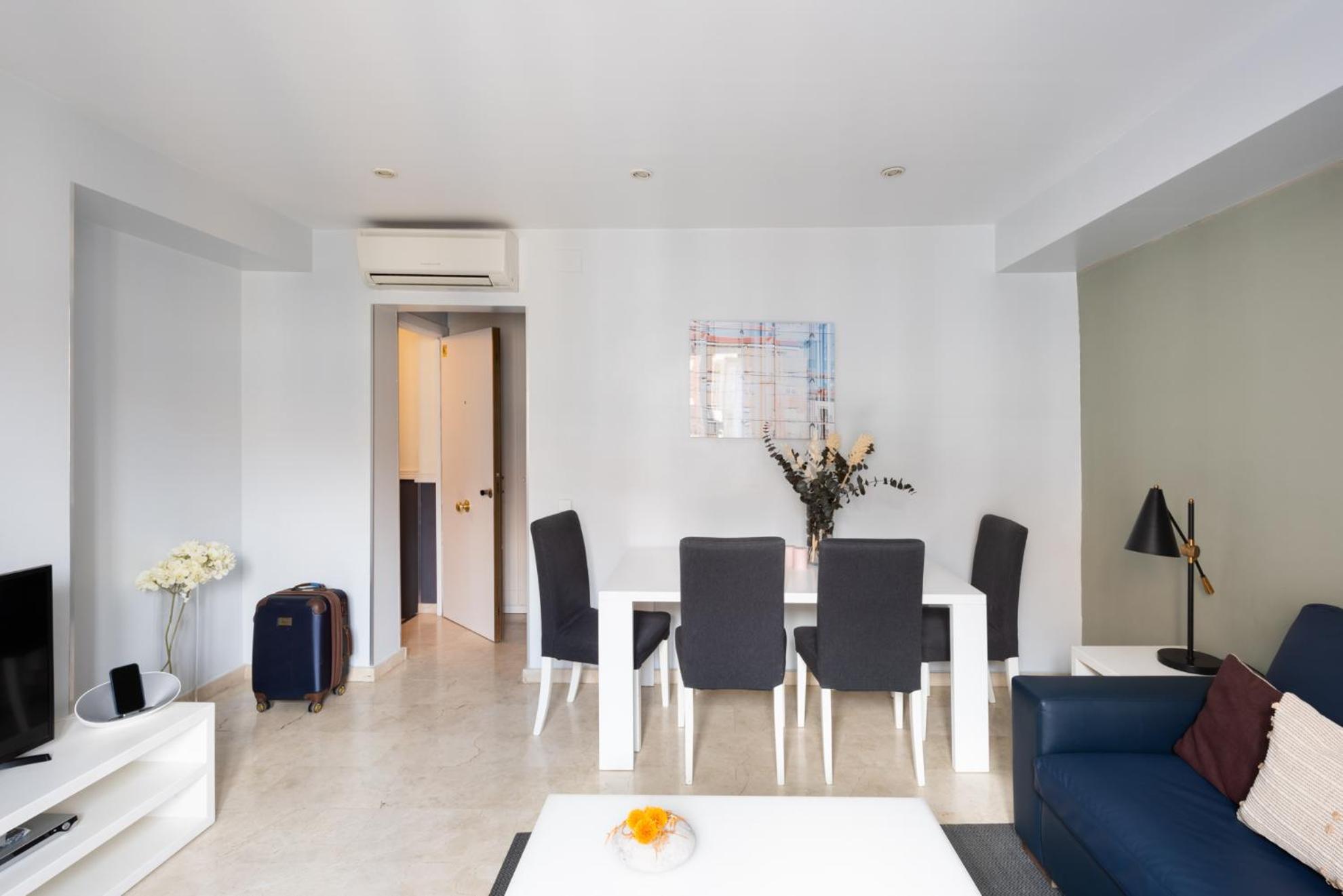 Carretas Apartments Мадрид Экстерьер фото