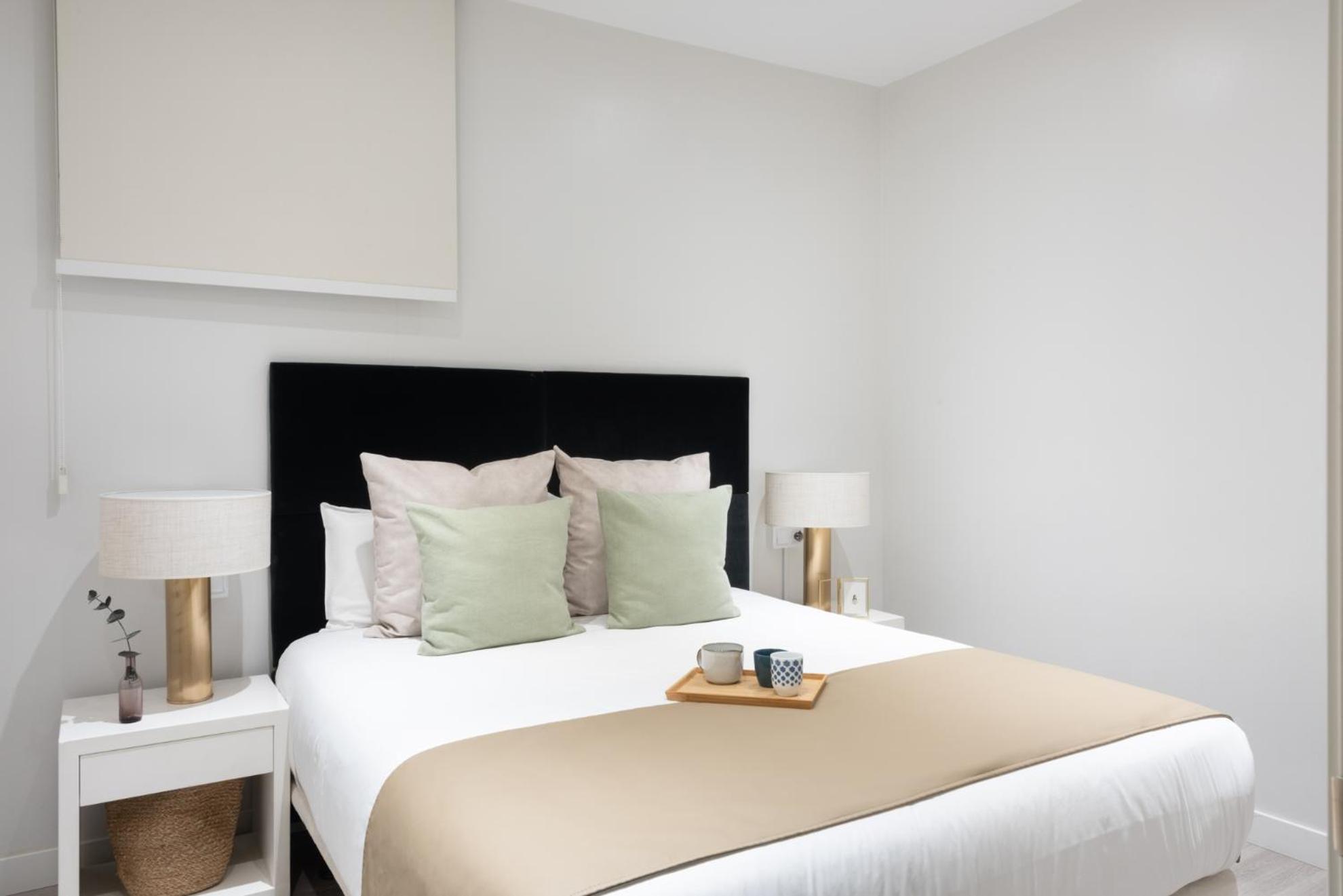 Carretas Apartments Мадрид Экстерьер фото