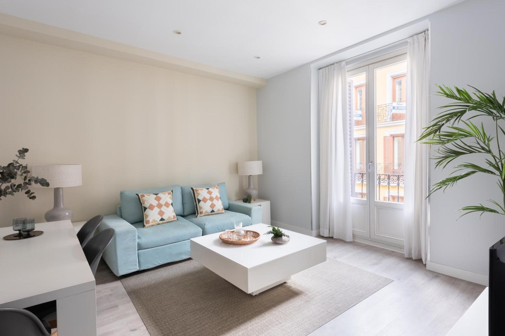 Carretas Apartments Мадрид Экстерьер фото
