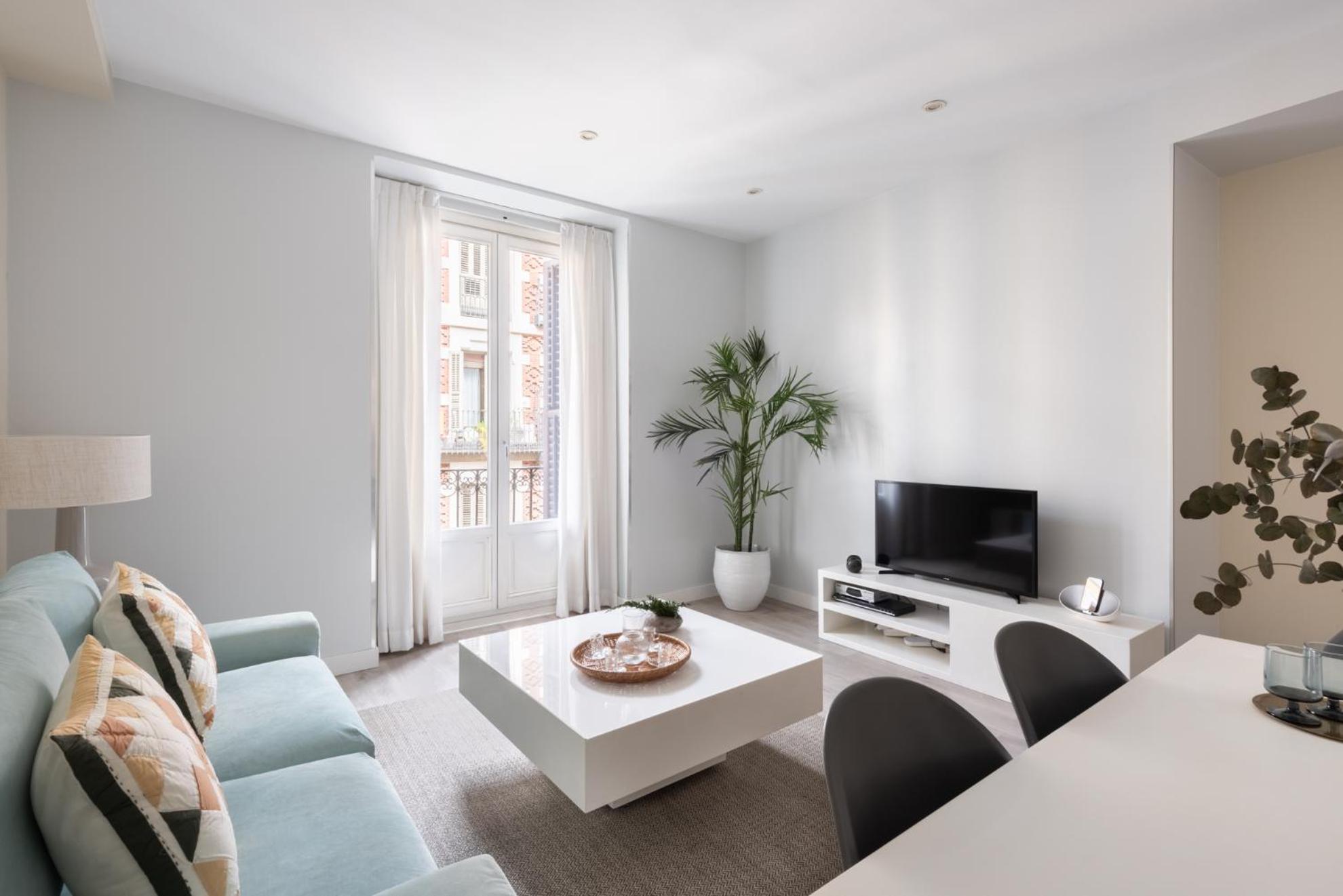 Carretas Apartments Мадрид Экстерьер фото
