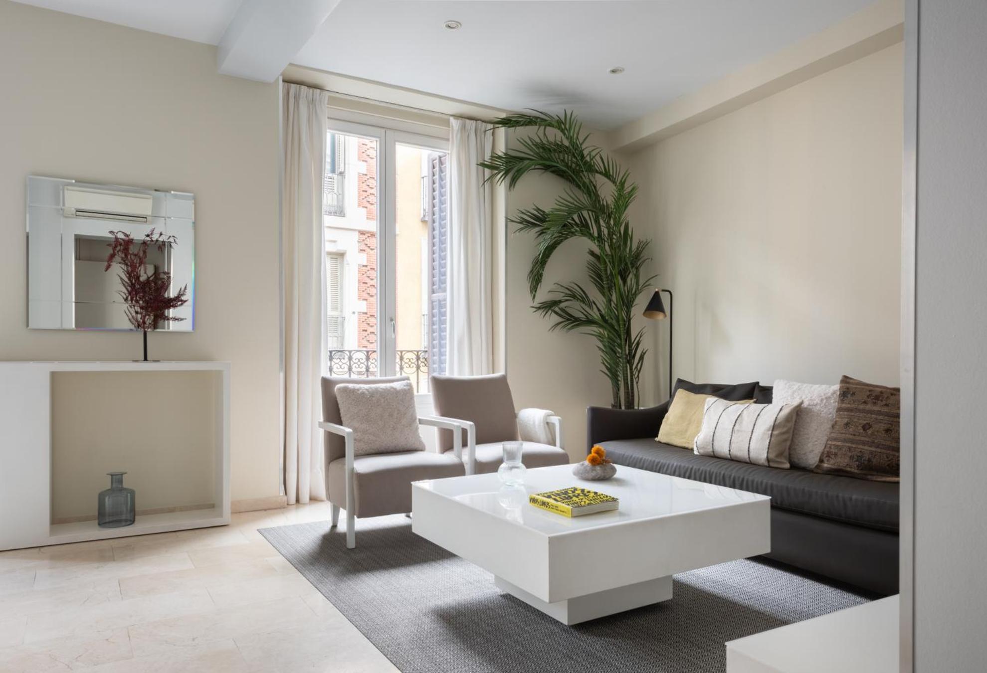 Carretas Apartments Мадрид Экстерьер фото