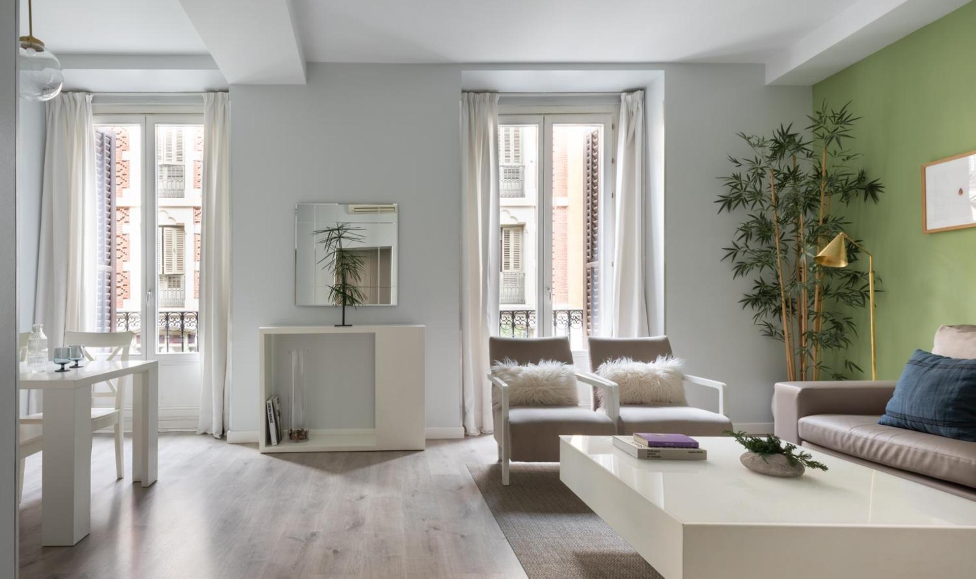Carretas Apartments Мадрид Экстерьер фото