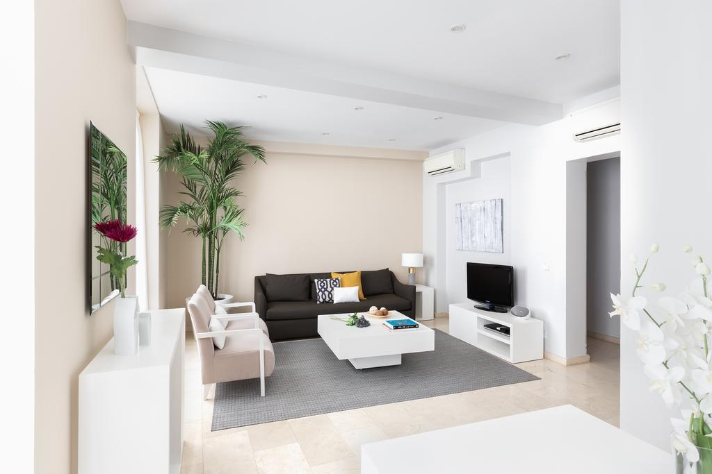 Carretas Apartments Мадрид Экстерьер фото